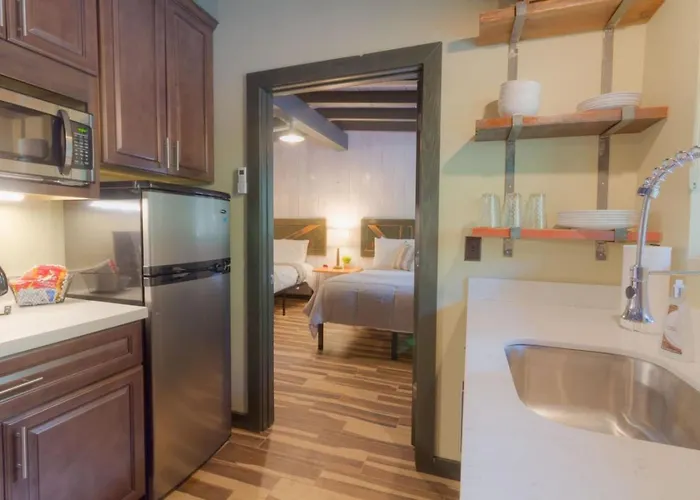 Holiday home Destination Oak Creek 5 - With Shared Patio *