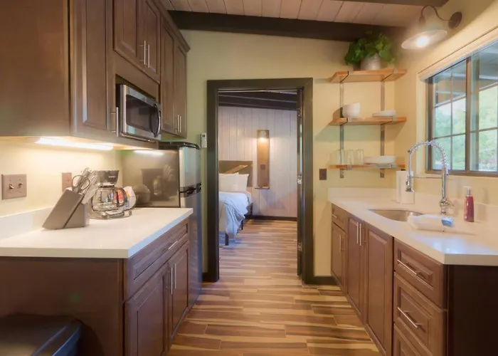 Holiday home Destination Oak Creek 5 - With Shared Patio *